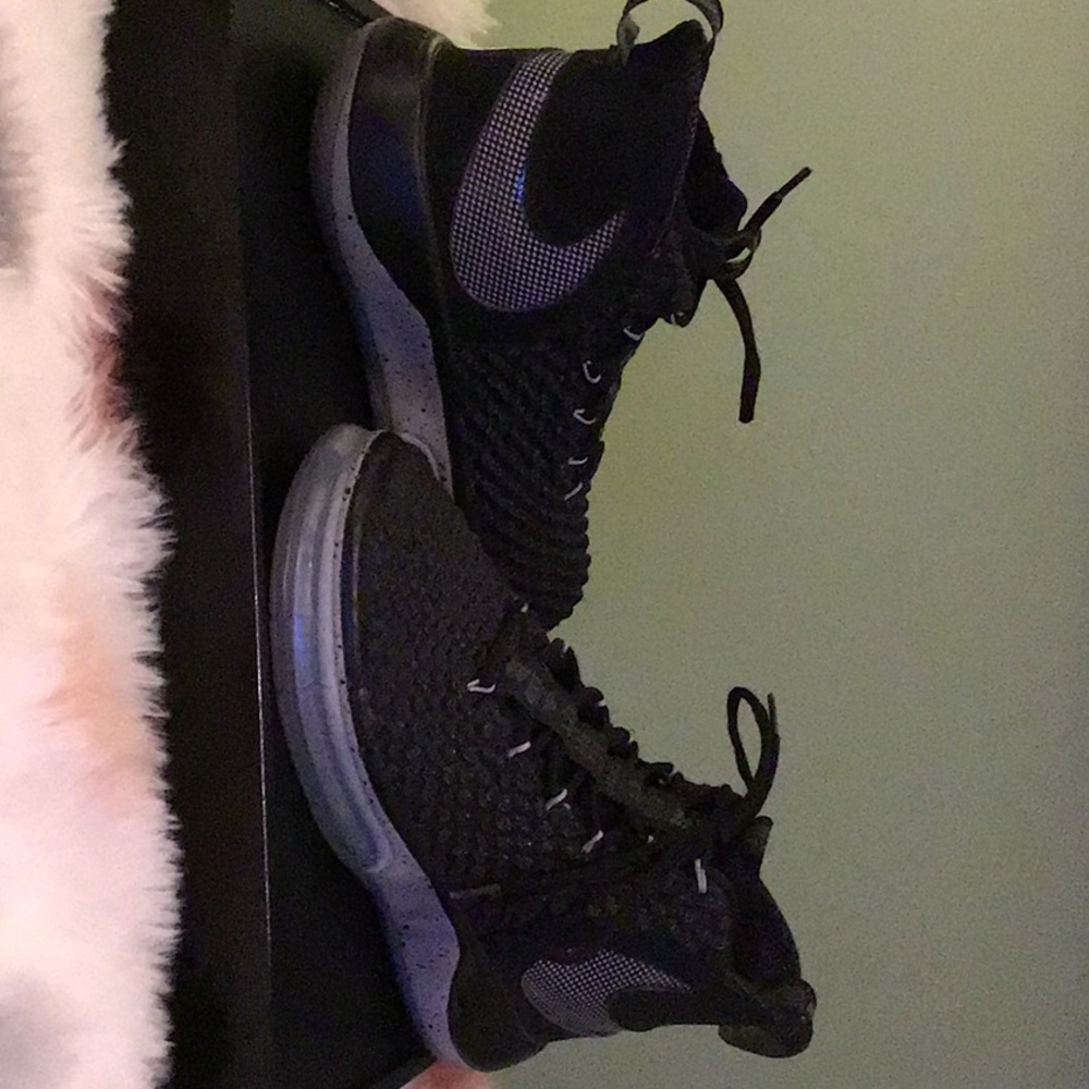 Nike Black Alphadunk Basketball shoe
